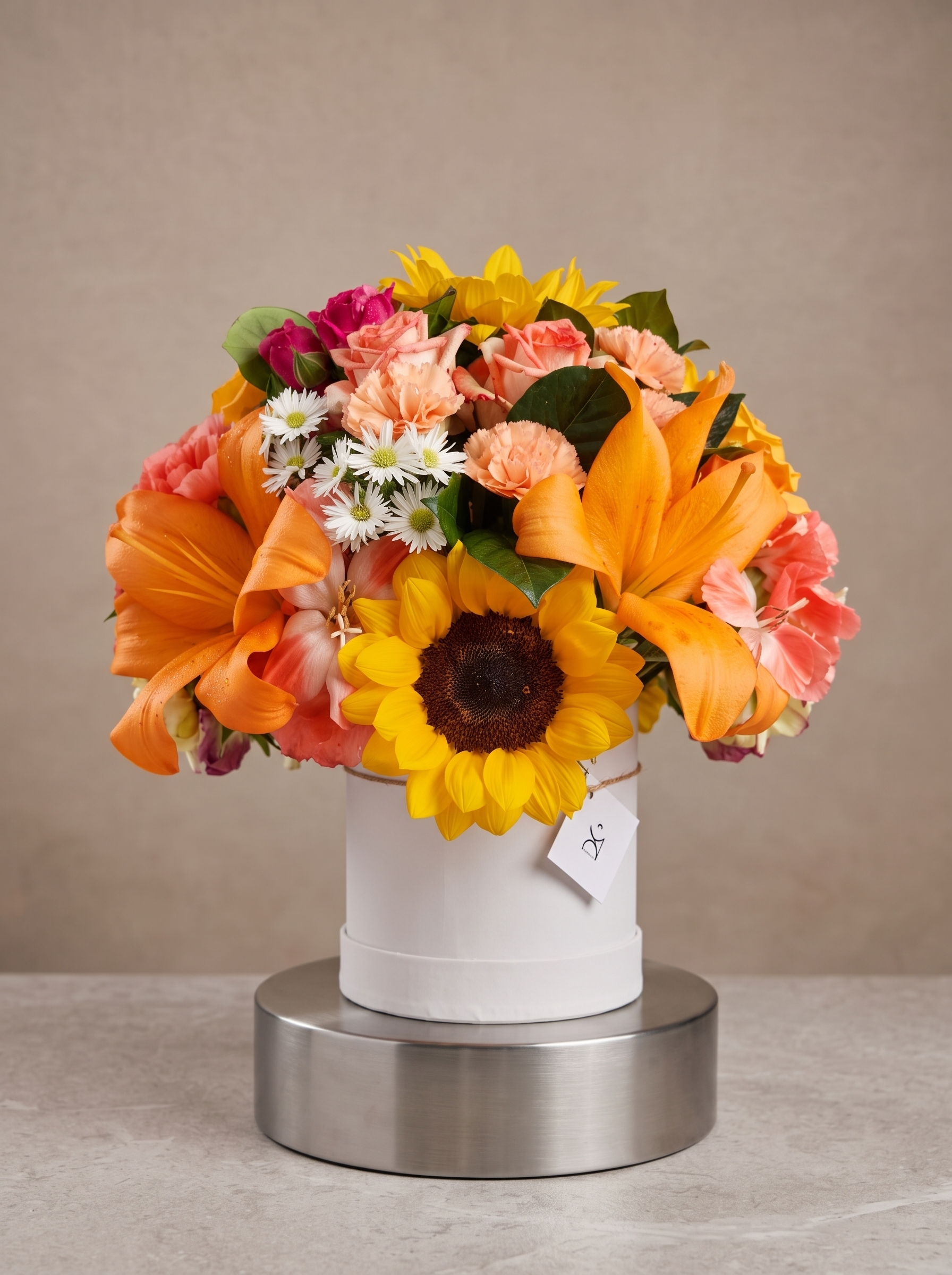 Arreglo floral en mesa